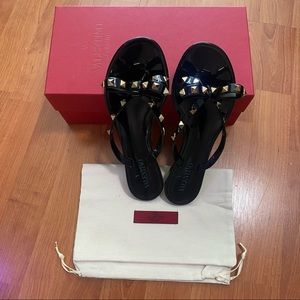 Valentino Garavani Rockstud Jelly Flip Flop